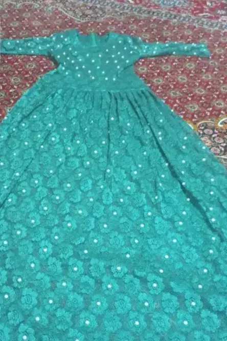 لباس سقزی|لباس|قروه, |دیوار