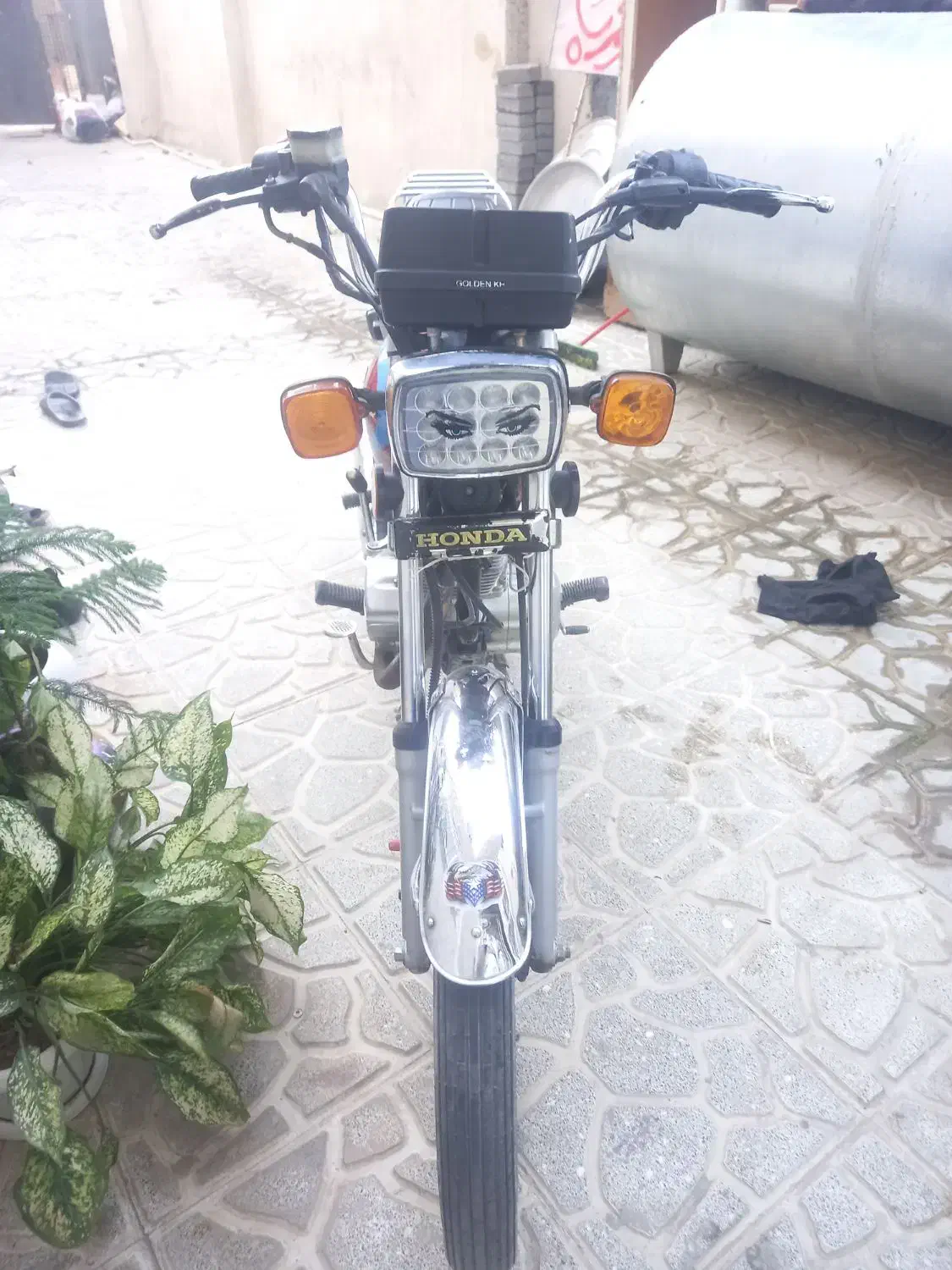 هندا۲۰۰مدل ۹۸مدارک کامل|موتورسیکلت|مشهد, میان ولایت|دیوار