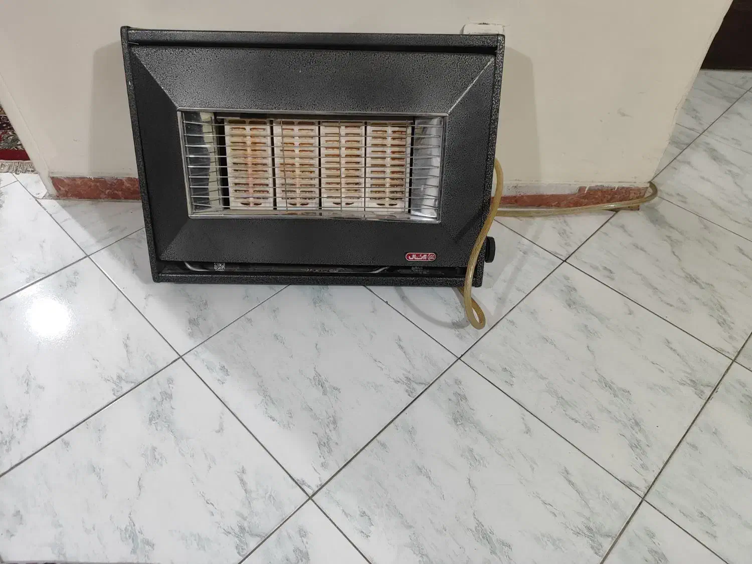 فروش بخاری دیواری بادوکش آبسال سالم|بخاری، هیتر، شومینه|کرج, شهرک بنفشه|دیوار