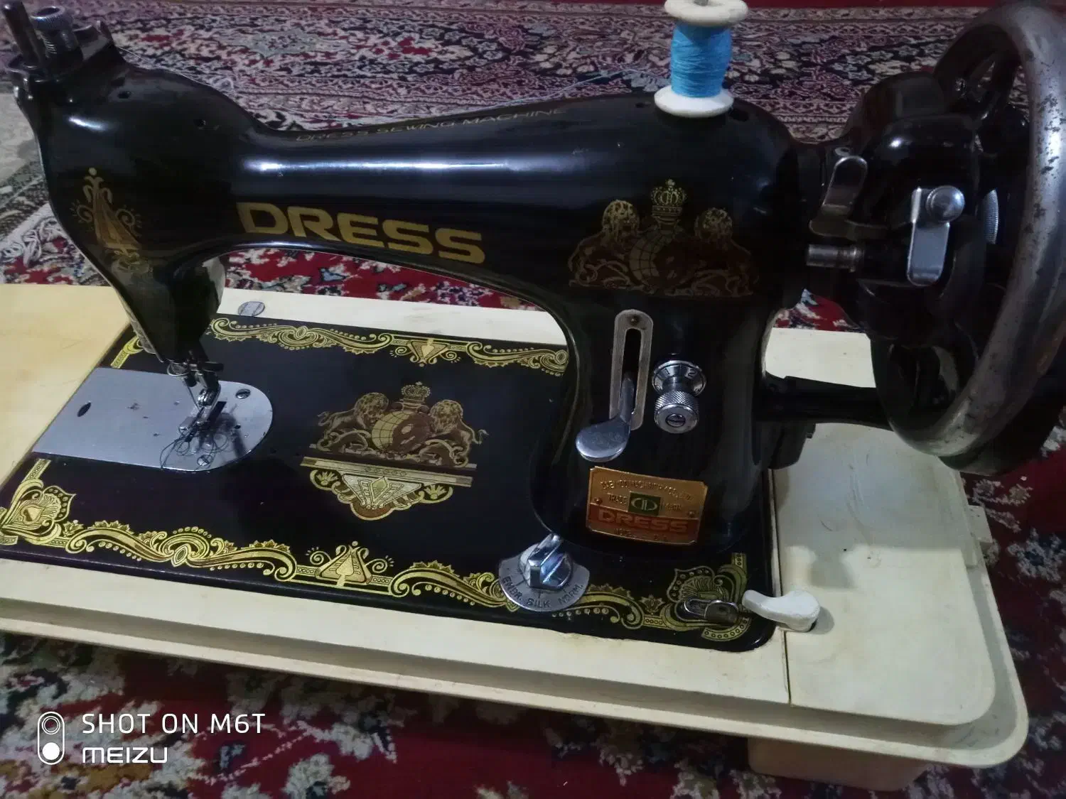 چرخ خیاطی|چرخ خیاطی و ریسندگی|آستانه اشرفیه, |دیوار