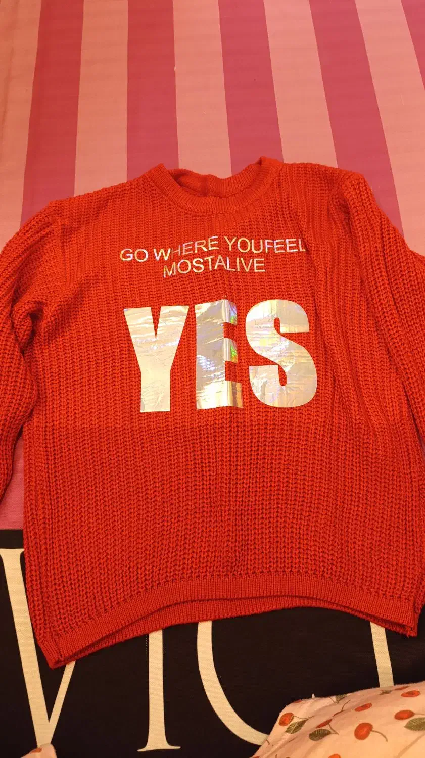 ۲ عدد هودی و دورس|لباس|تهران, صد دستگاه|دیوار