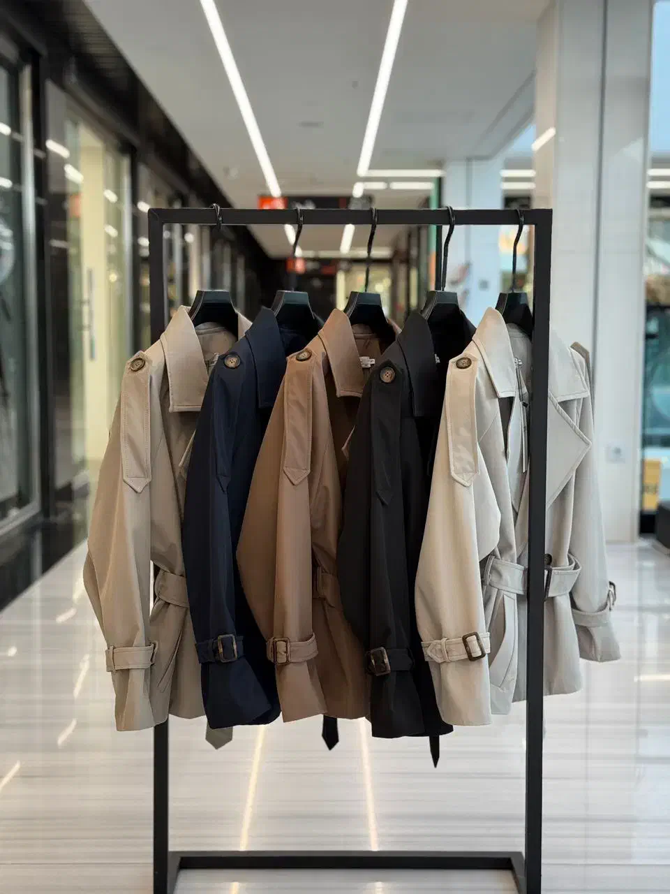 فروشنده خانم در بوتیک کاملا زنانه دارای تجربه کاری|استخدام بازاریابی و فروش|اراک, |دیوار