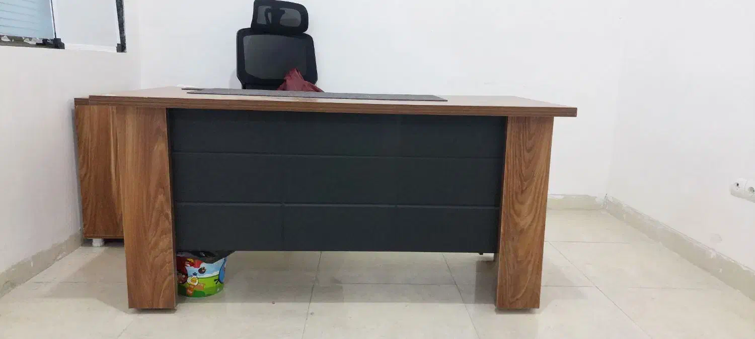 میز و صندلی اداری|دفتر کار|مراغه, |دیوار