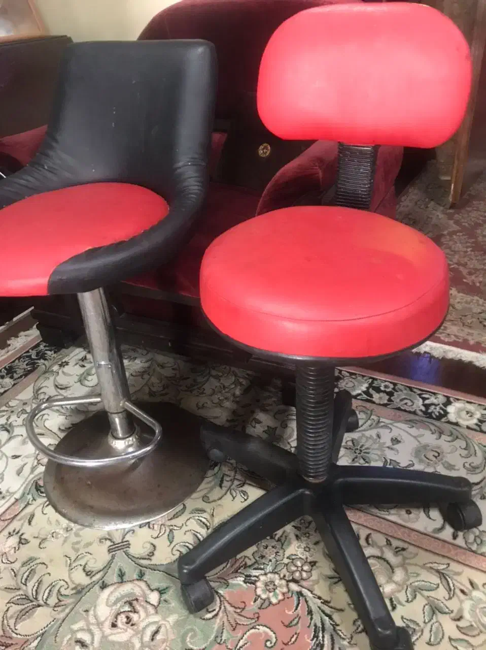 رگال و صندلی|صندلی و نیمکت|لاهیجان, شقایق|دیوار