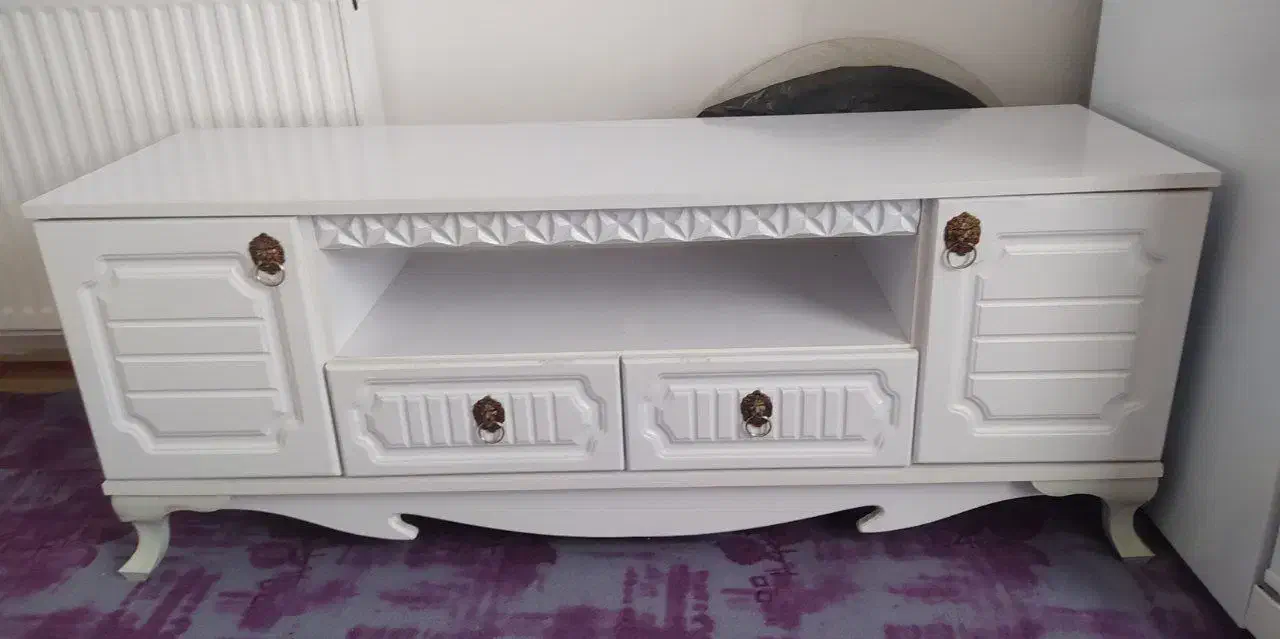 میز تلویزیون سالم در حد نو مناسبت 50 اینچ|میز تلویزیون|ملارد, |دیوار