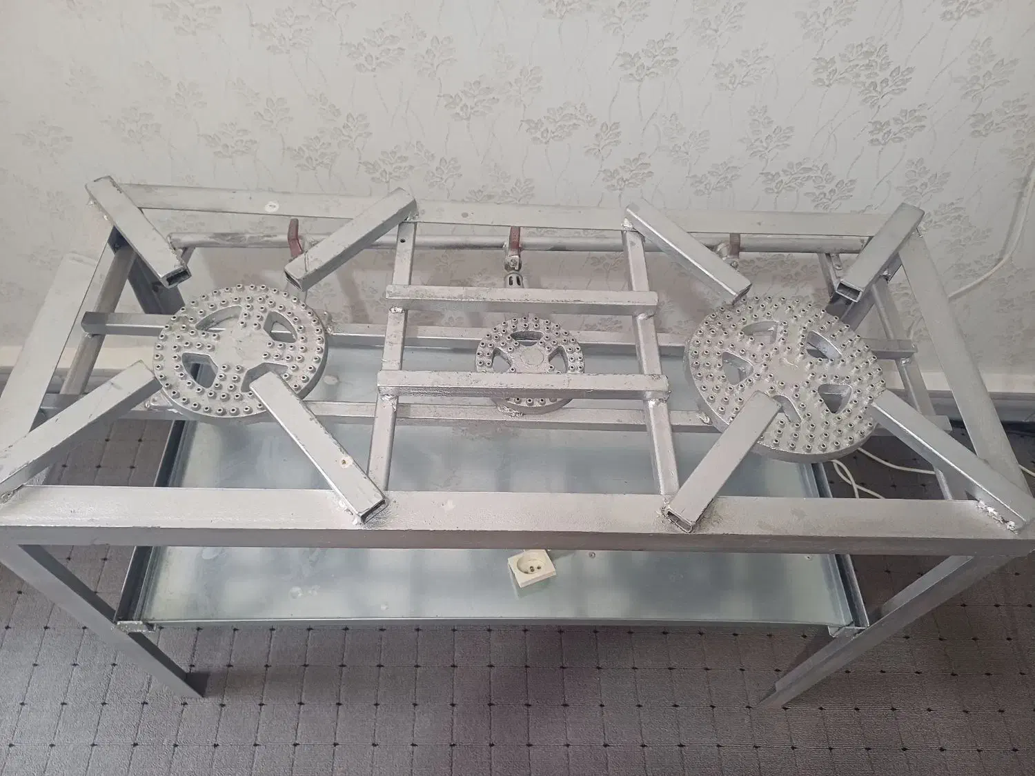 گاز پایه دار سه شعله|اجاق گاز و لوازم برقی پخت‌وپز|سوسنگرد, |دیوار