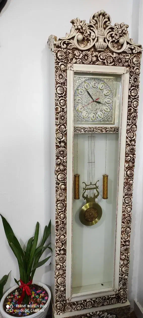 ساعت ایستاده|ساعت دیواری و تزئینی|شیراز, منطقه هوایی شهید دوران|دیوار