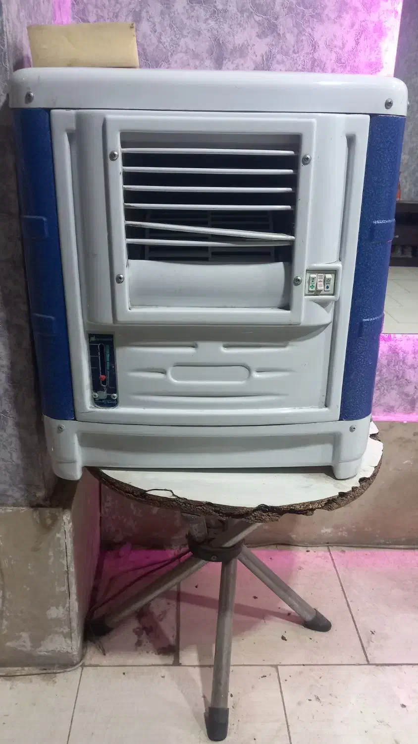 کولرابی|کولر آبی|قرچک, میرزائی شمالی|دیوار