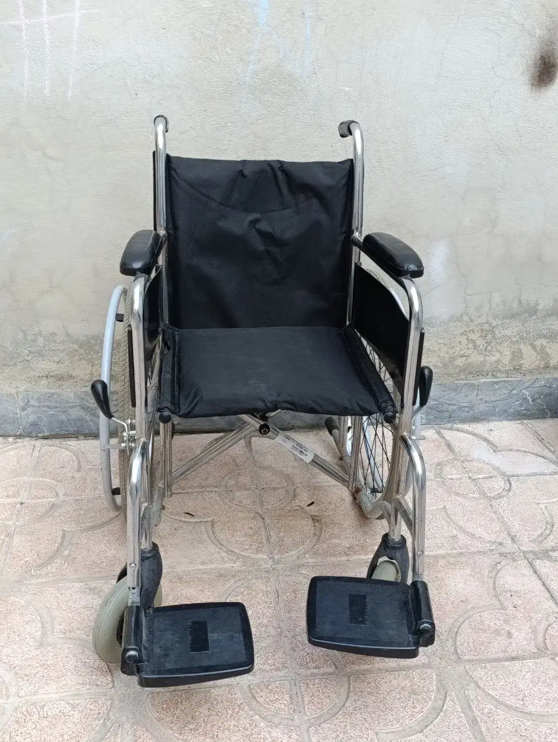 ویلچر سالم ایران بهکار|پزشکی|پارس‌آباد, |دیوار