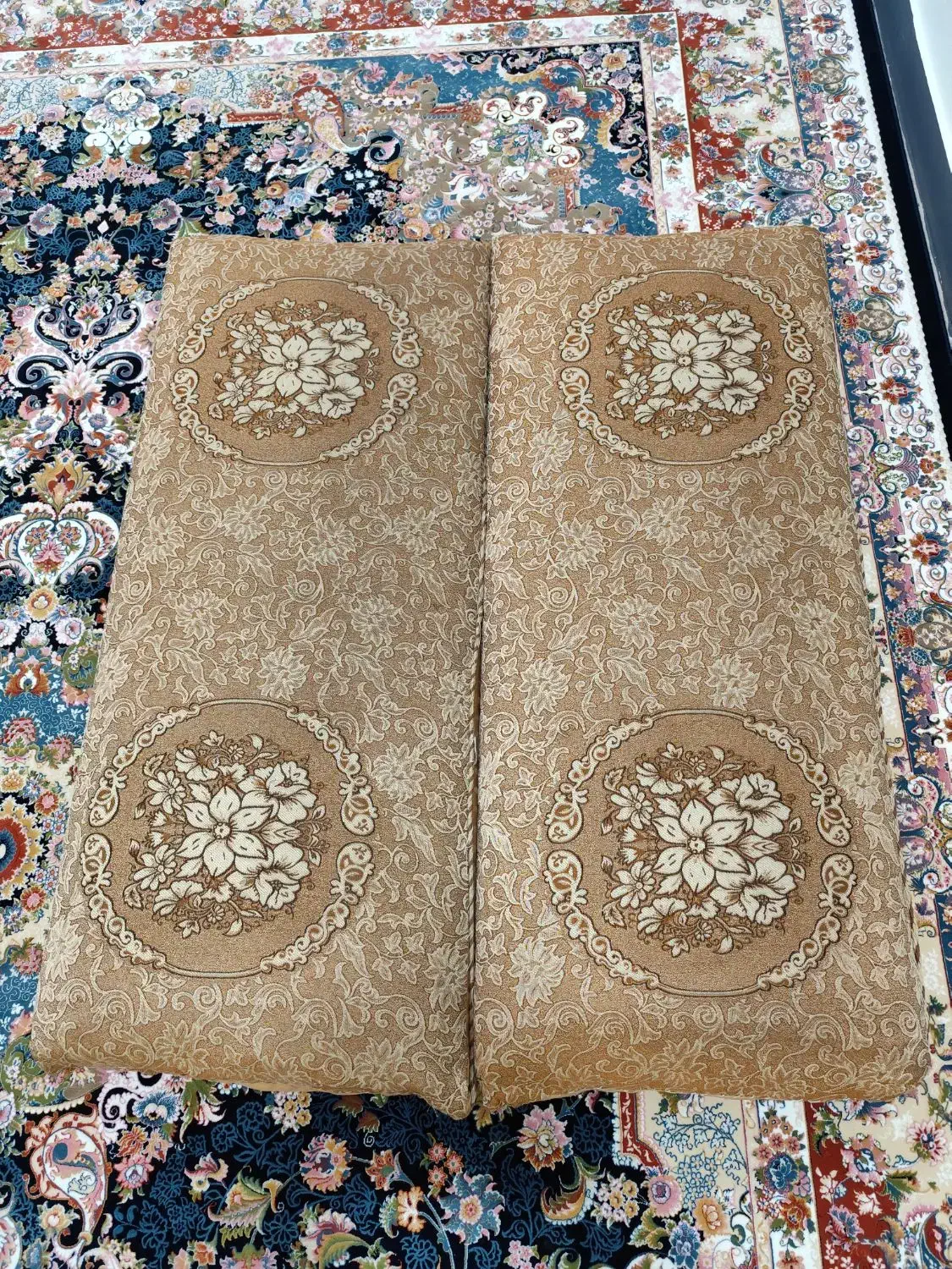 پشتی|پشتی|اهواز, رسالت|دیوار