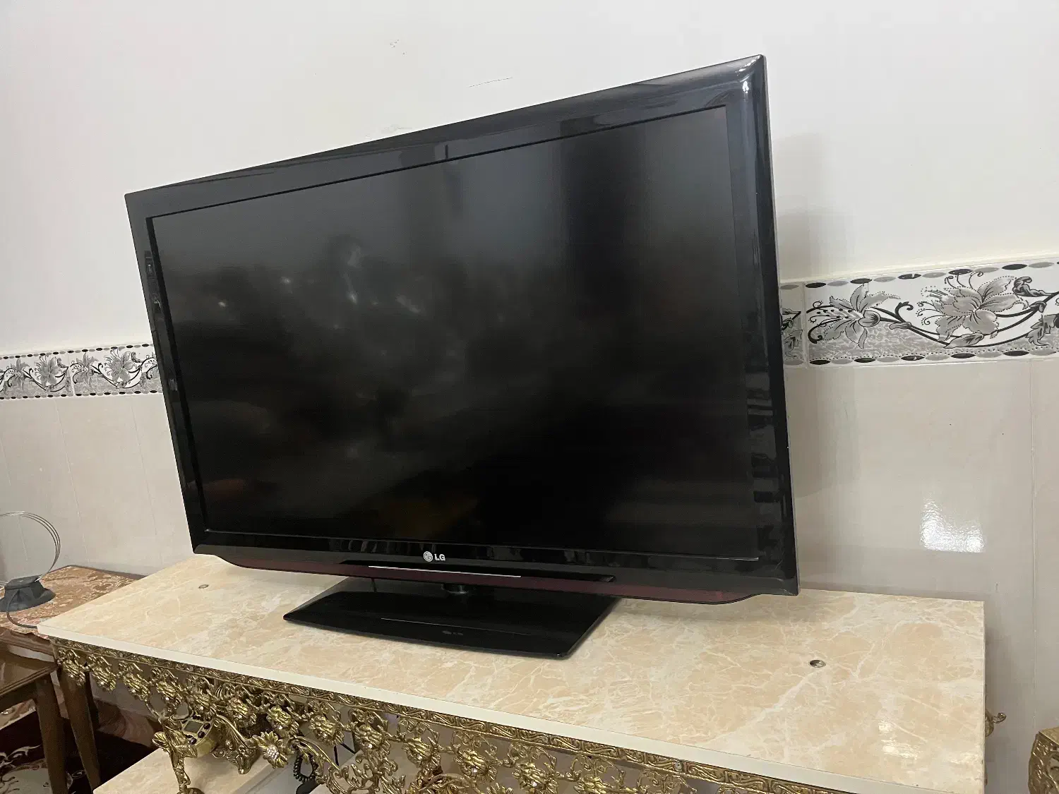 تلویزیون۴۹اینچ ال جی|تلویزیون و پروژکتور|زنجان, |دیوار