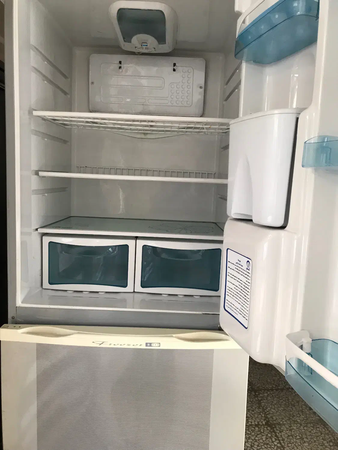 یخچال وفریزر دودر آیسان کاملا سالم|یخچال و فریزر|آبیک, |دیوار