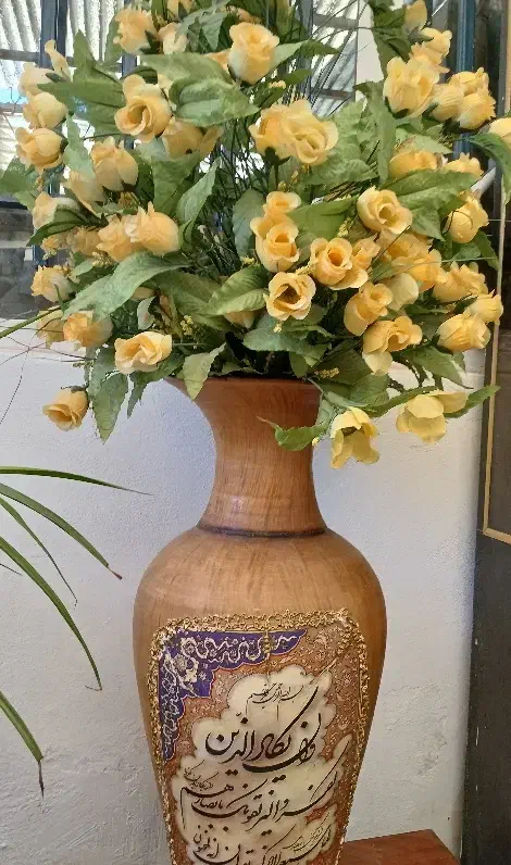 گل و گلدان|گل مصنوعی|رباطکریم, رباطکریم|دیوار