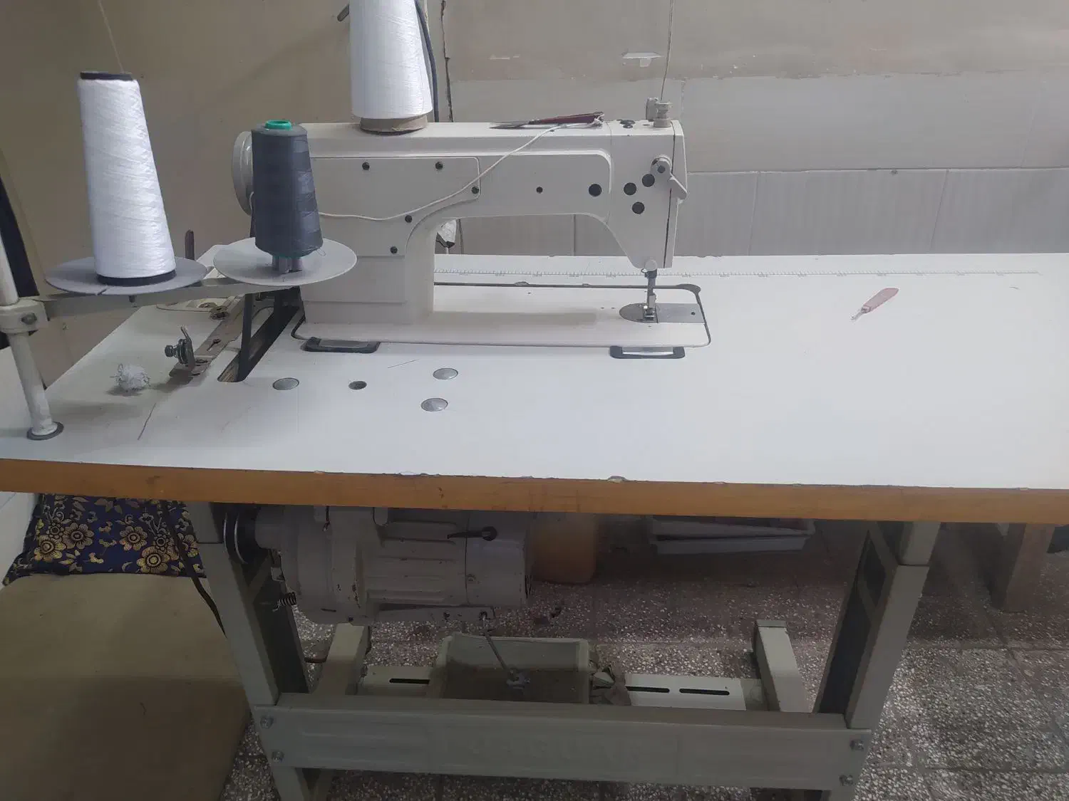 خیاط و خیاطی|لوازم خیاطی و بافتنی|گناباد, |دیوار