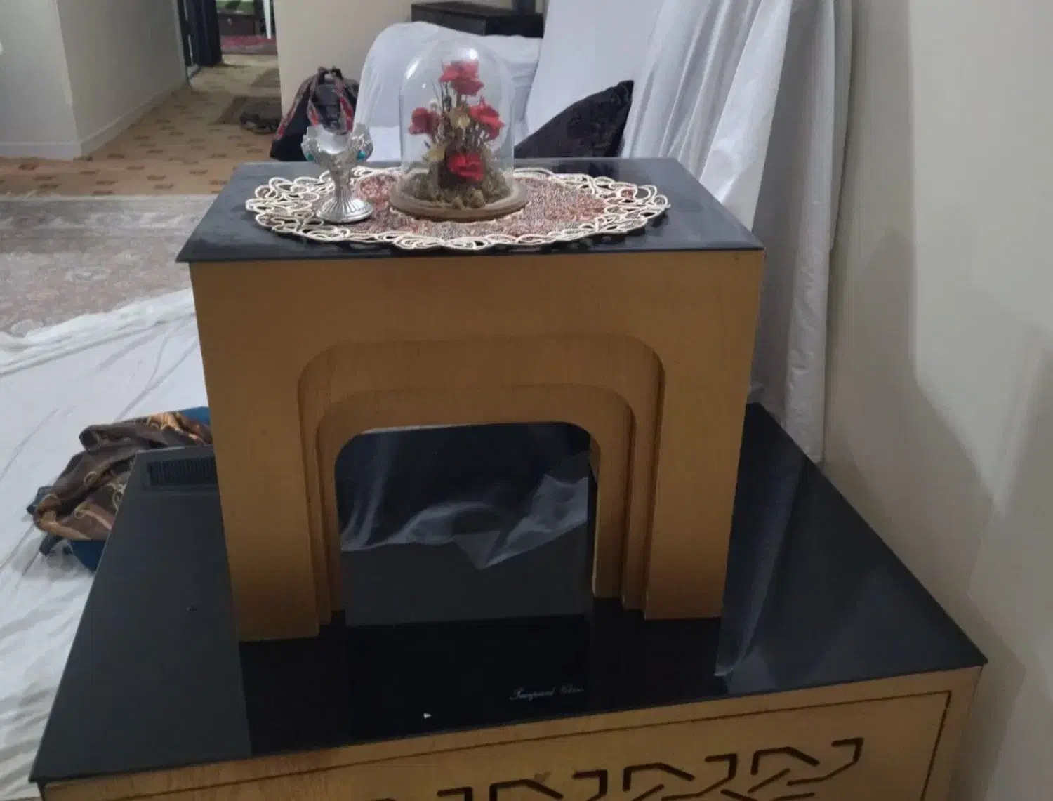 میز وسه عدد عسلی|مبلمان خانگی و میز عسلی|سمنان, |دیوار