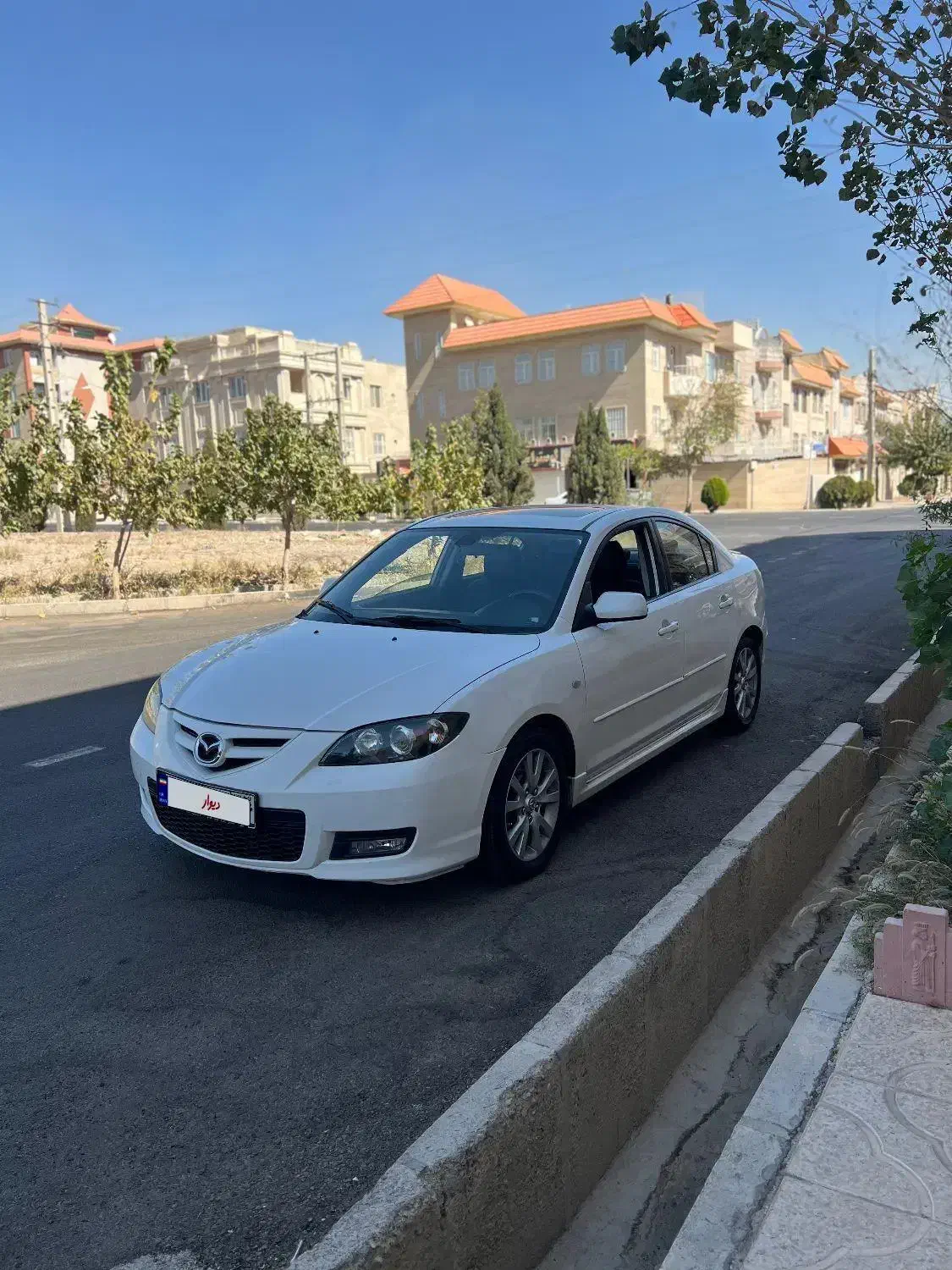 مزدا ۳ مدل ۱۳۸۶ تیپ ۳ اتوماتیک سفید|خودرو سواری و وانت|کرج, عظیمیه|دیوار