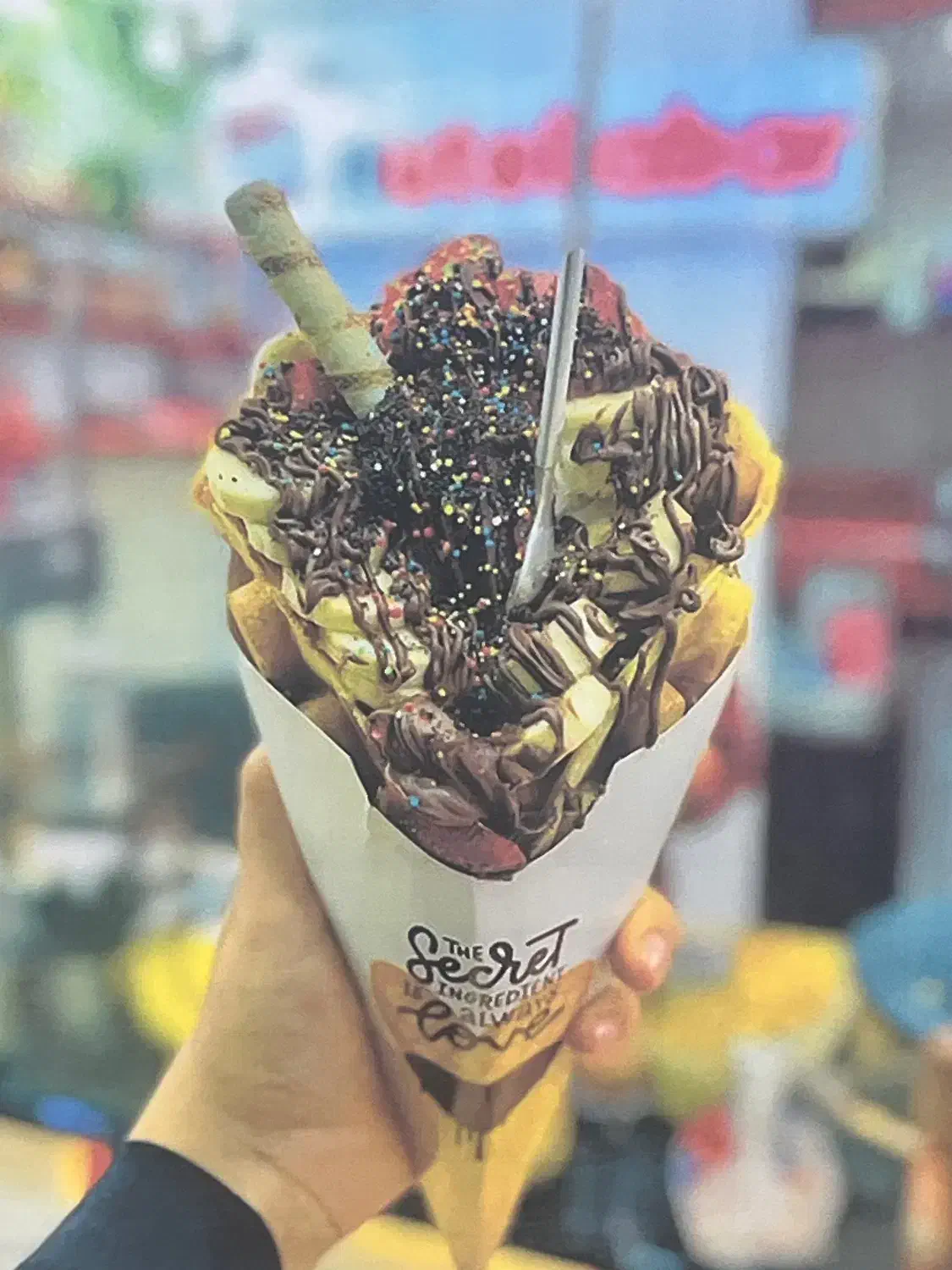 استخدام کافه نیمه وقت فقط بانوان|استخدام خدمات فروشگاه و رستوران|قم, زنبیل آباد|دیوار