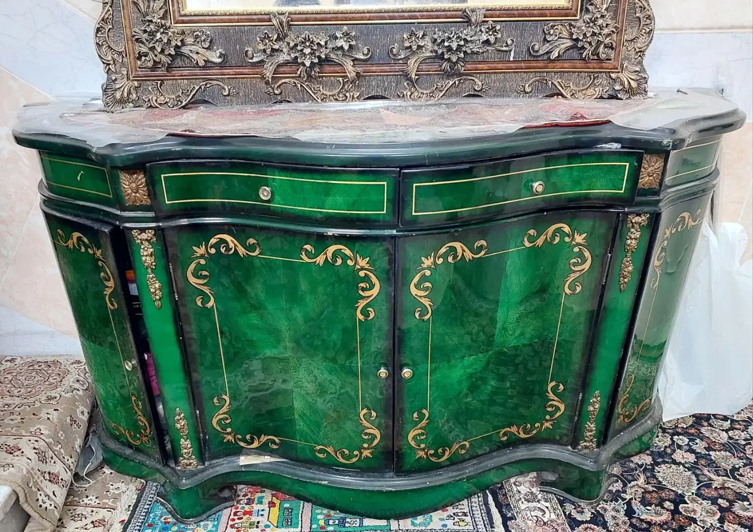 کنسول با آیینه|بوفه، ویترین، کنسول|قم, چهل اختران|دیوار