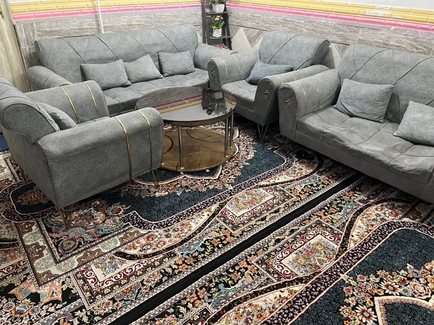 مبل هفت نفره|مبلمان خانگی و میز عسلی|امیدیه, |دیوار