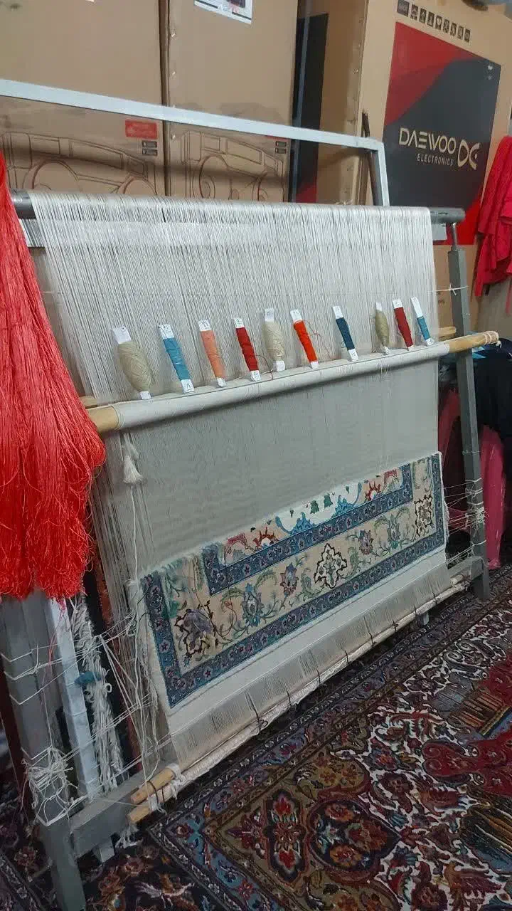 دار قالی نیمه بافت چله ابریشم قالیچه و تابلو فرش|فرش|مشهد, کوشش|دیوار