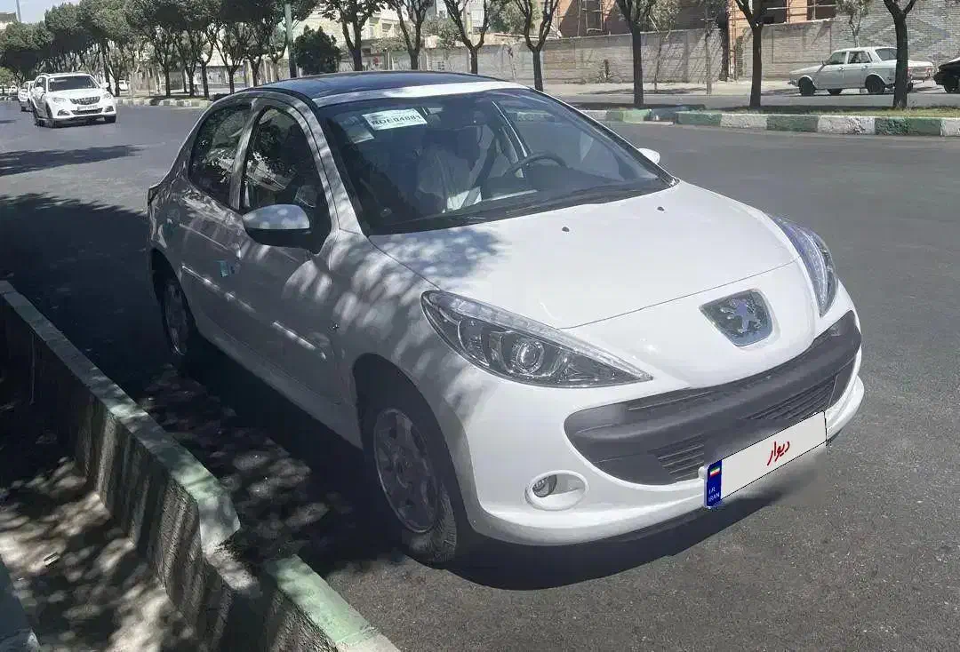 207مدل۴۰۳پانا|خودرو سواری و وانت|اراک, |دیوار