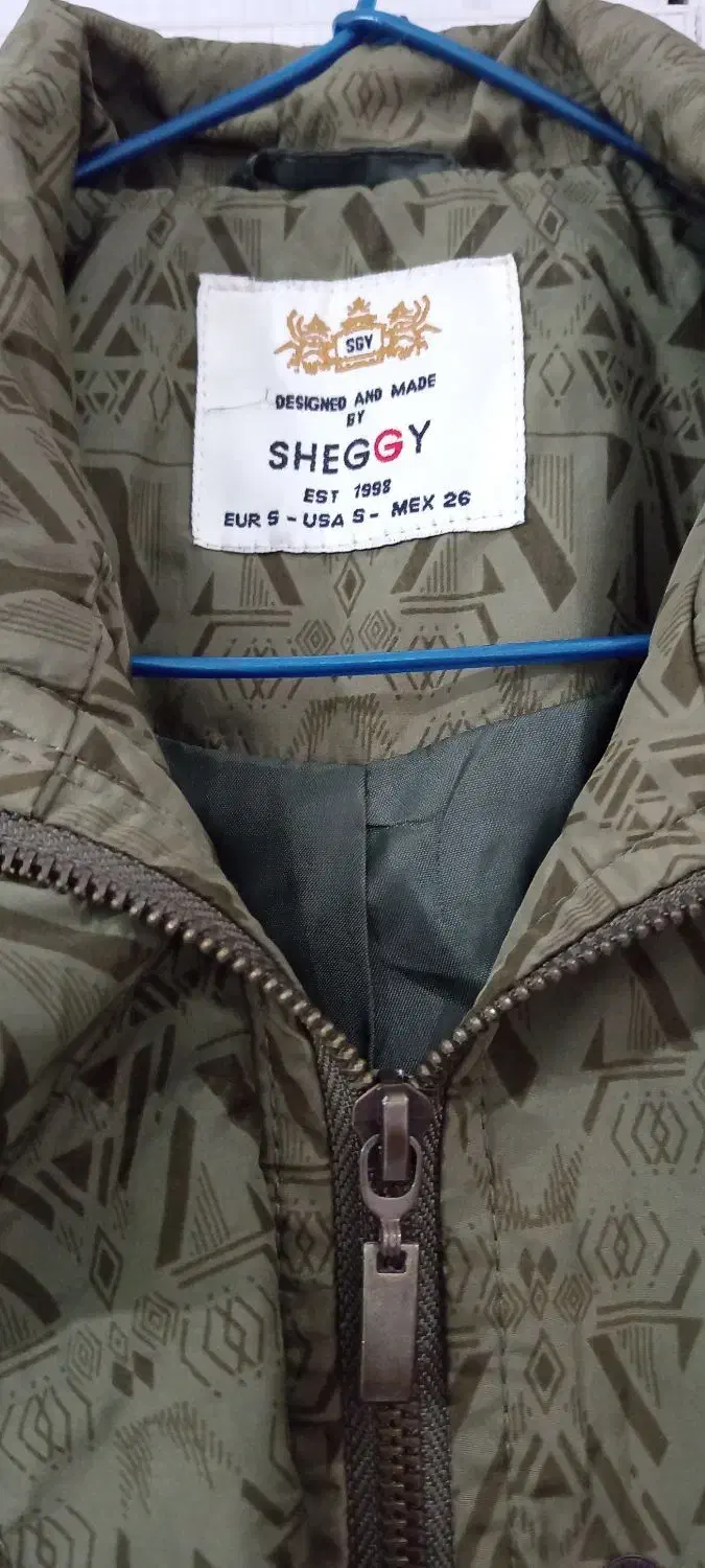 بارانی خارجی سایز 36 رنگ ارتشی|لباس|رشت, منظریه|دیوار