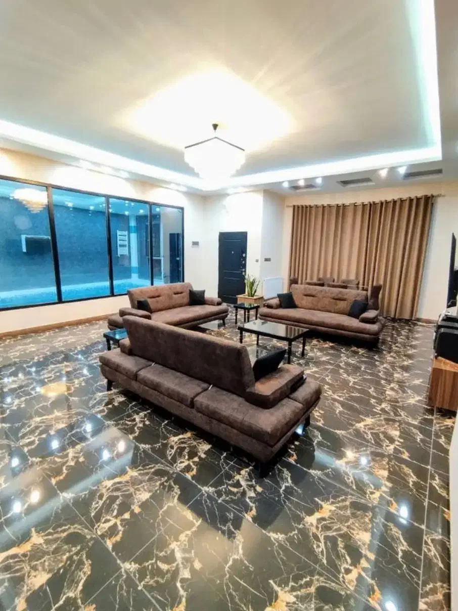 اجاره ویلا با استخر سرپوشیده|اجارهٔ کوتاه‌مدت ویلا و باغ|رامسر, |دیوار