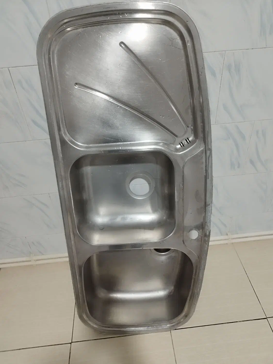 وسیله|آب‌چکان و نظم‌دهنده ظروف|ایلام, |دیوار