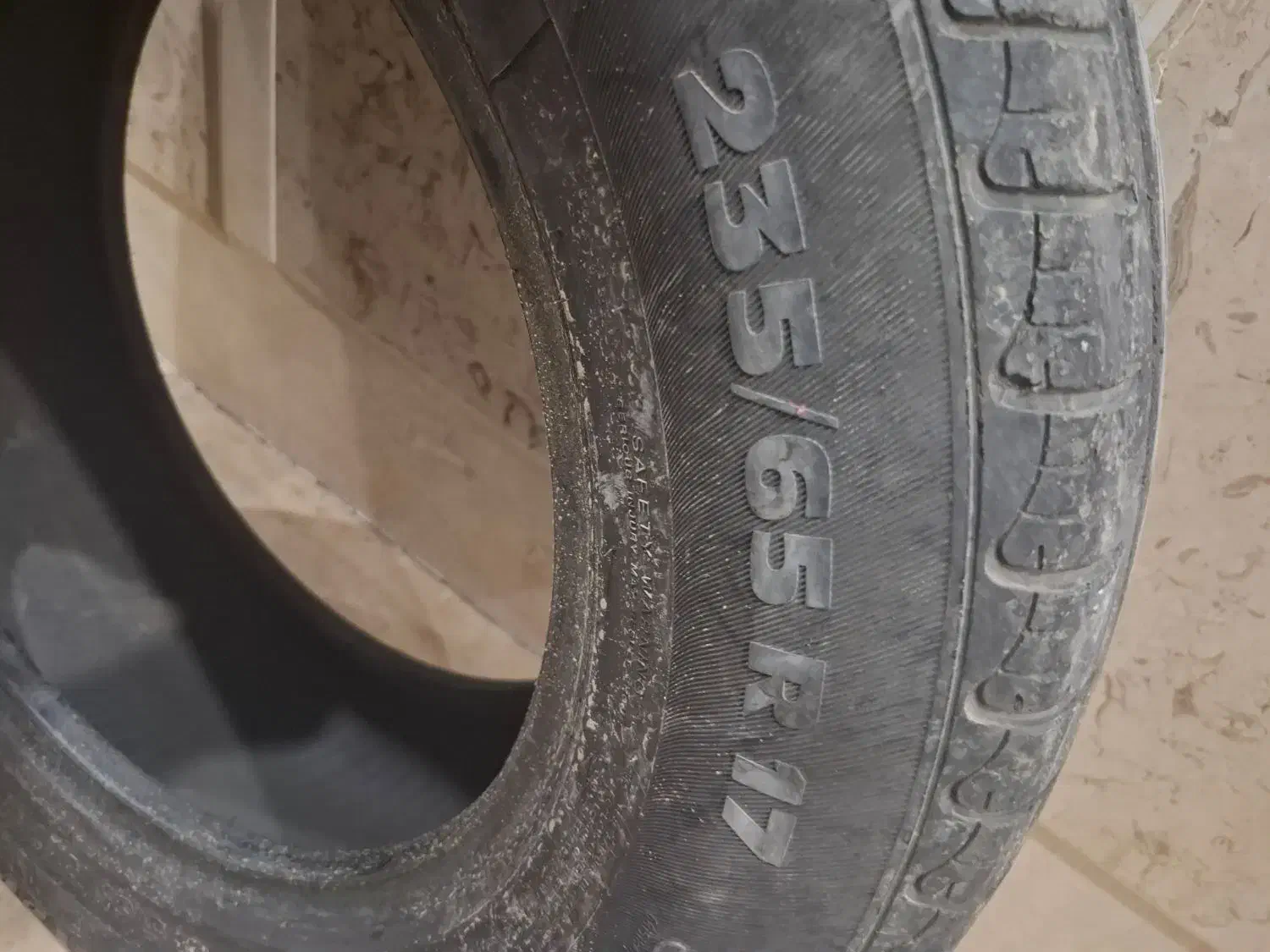 لاستیک رینگ ۱۷|قطعات یدکی و لوازم جانبی|قم, انسجام|دیوار