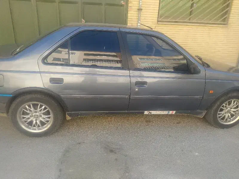 پژو 405|خودرو سواری و وانت|اصفهان, رزمندگان|دیوار