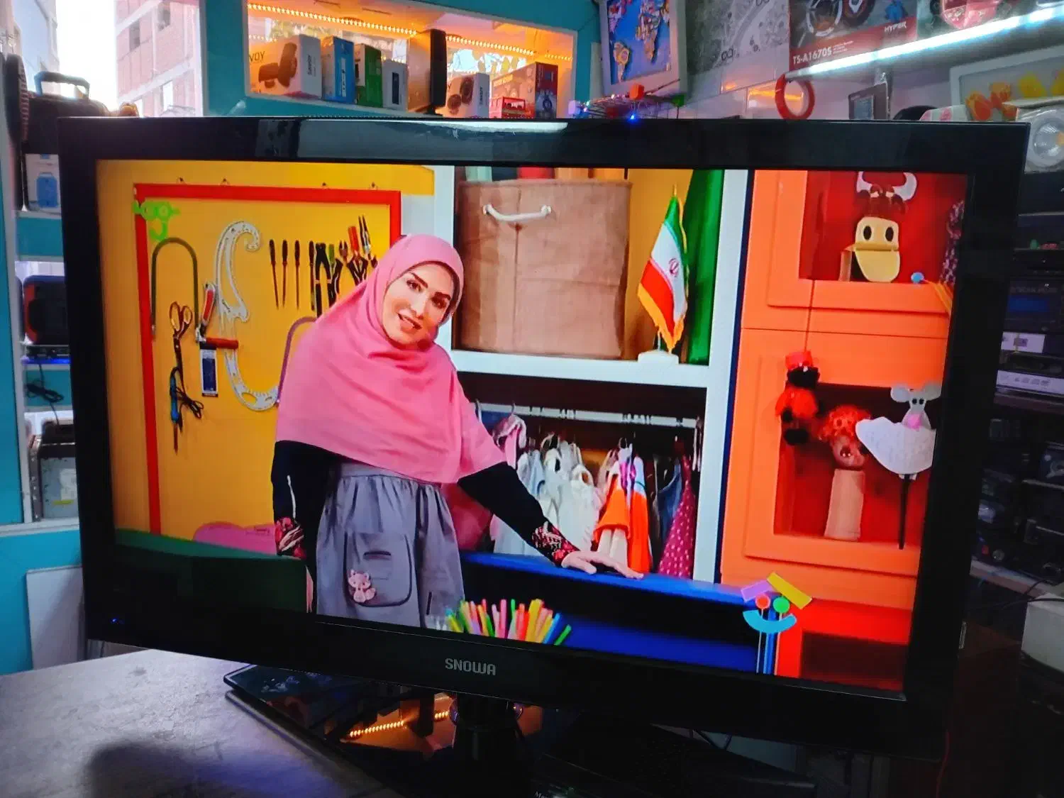 ال سی دی ۳۷ اینچ|تلویزیون و پروژکتور|خسروشاه, |دیوار