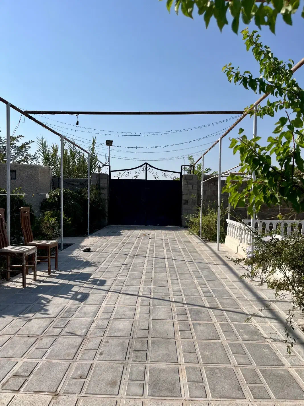 باغ ویلانوساز با امکانات کامل محی اباد .فروش فوری|فروش خانه و ویلا|ماهان, |دیوار