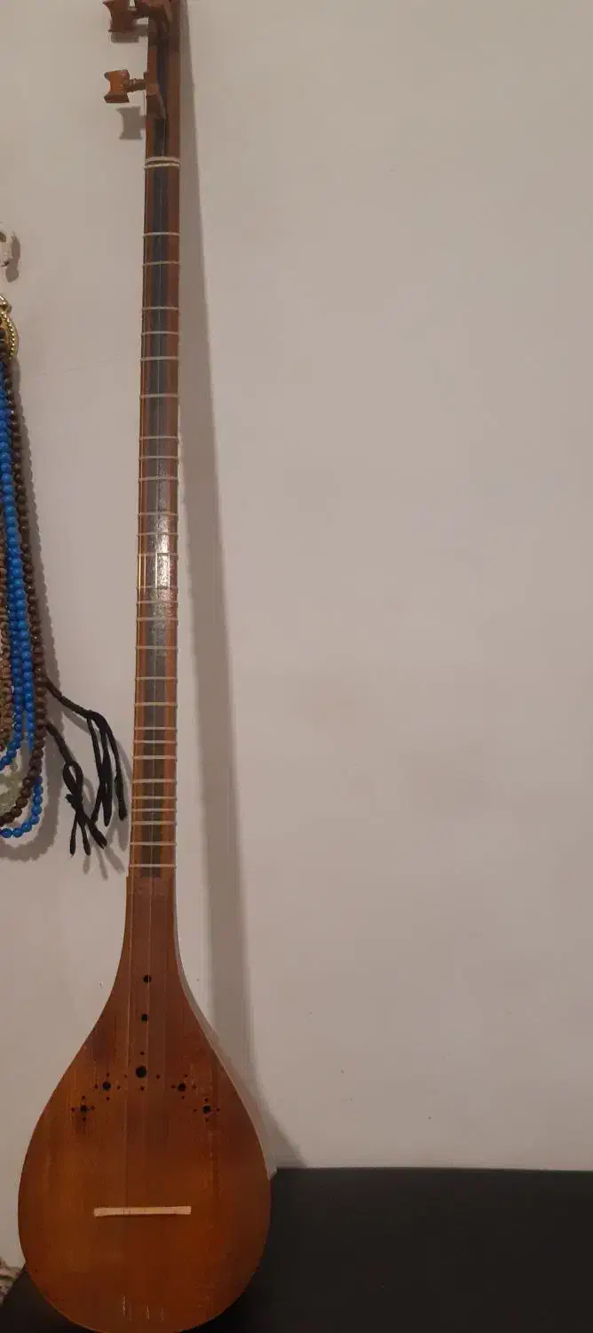 سه تار|سازهای سنتی|کرمانشاه, |دیوار