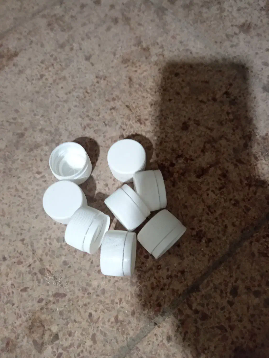 درب بطری|ظروف نگهدارنده، پلاستیکی، یک‌بارمصرف|نیشابور, شهرک بهارستان|دیوار