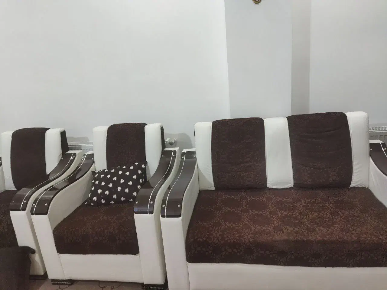 مبل راحتی|مبلمان خانگی و میز عسلی|سلماس, |دیوار