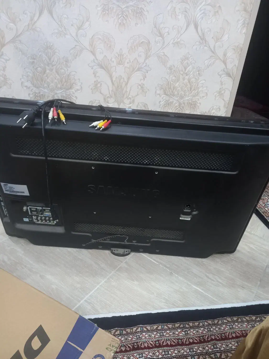 تلویزیون|تلویزیون و پروژکتور|اردبیل, |دیوار