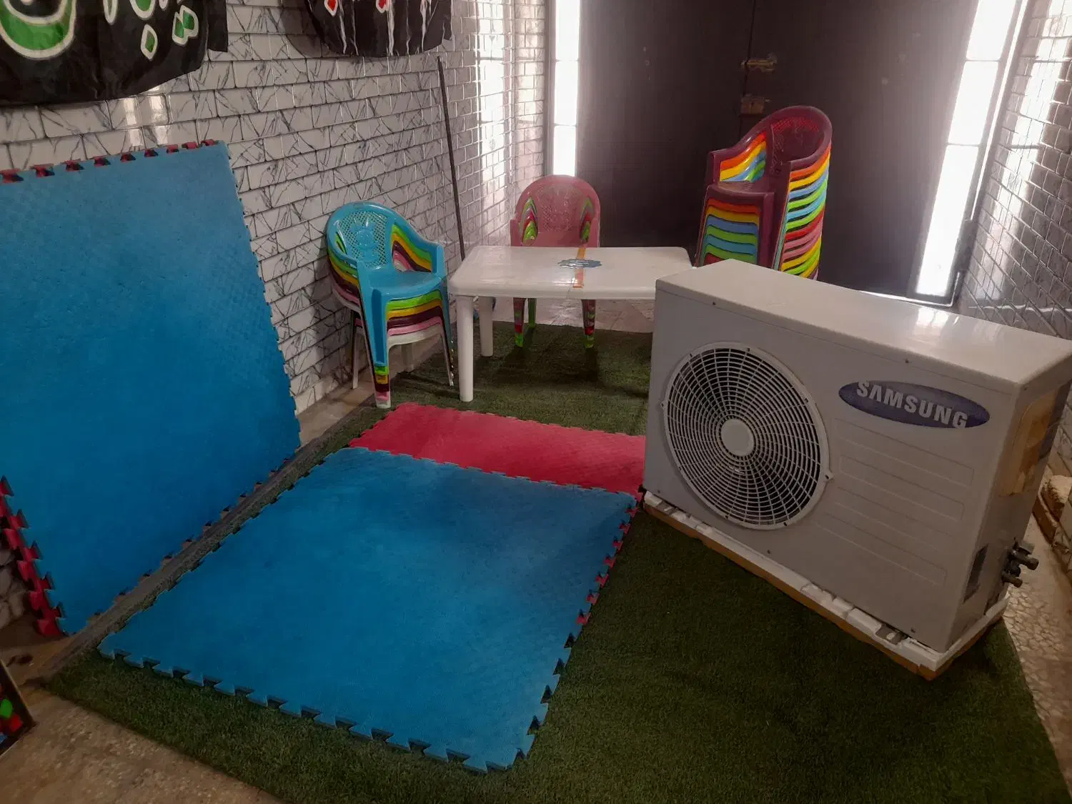 اسپیلت تاتامی صندلی کودک میز چمن مصنوعی|کولر گازی و فنکوئل|گرگان, |دیوار