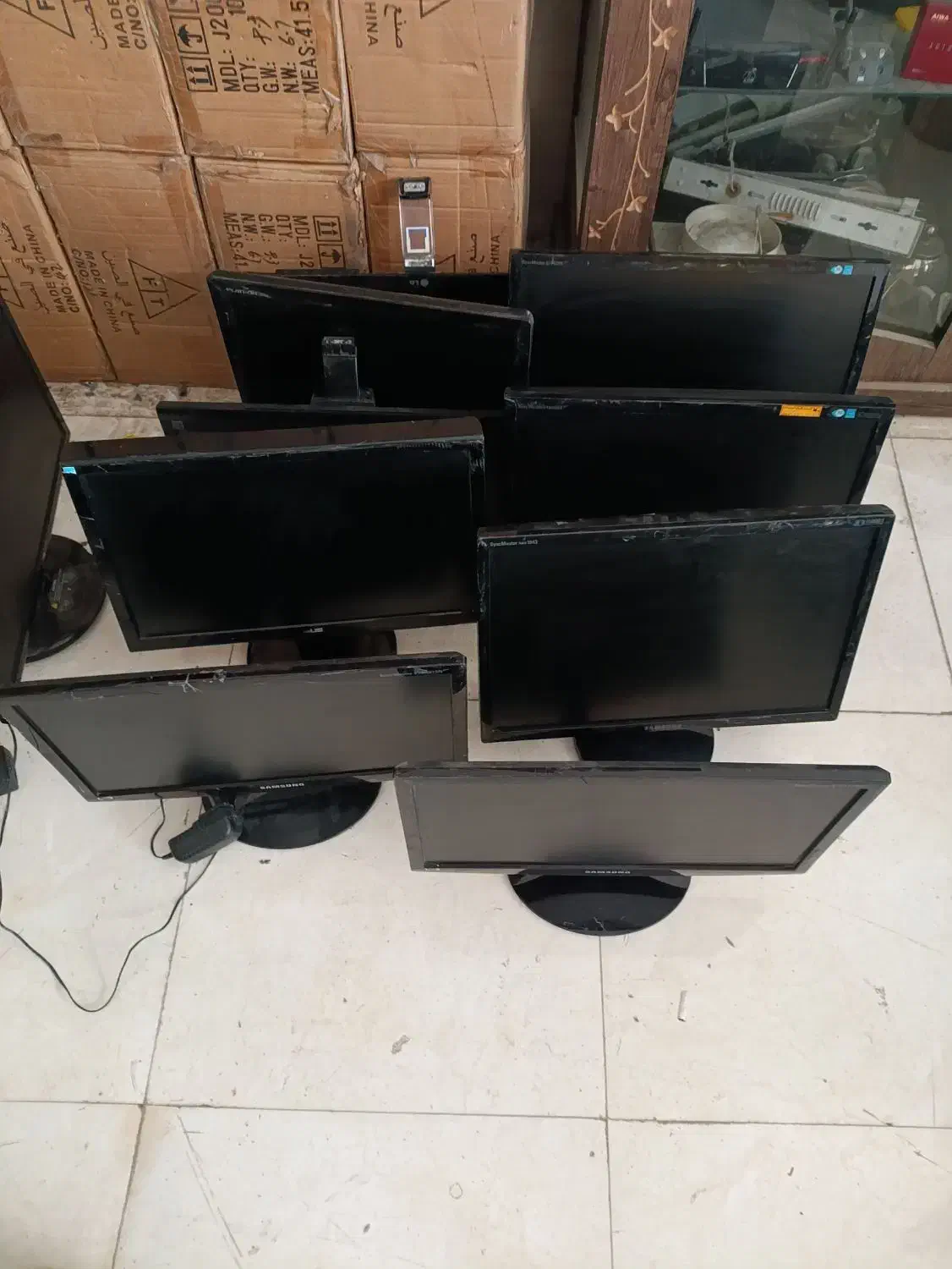 مانیتورهای ال ای دی و ال سی دی سالم و خراب یکجا|قطعات و لوازم جانبی رایانه|نسیمشهر, |دیوار