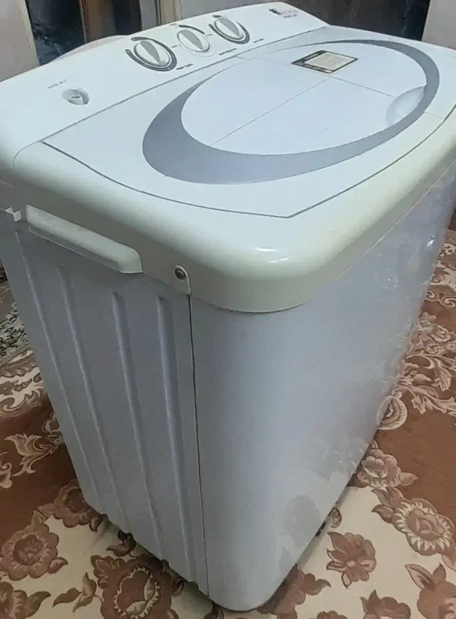 ماشین لباسشویی دوقلو  ۸.۵ کیلویی الکتروتک|ماشین لباسشویی و خشک‌کن لباس|ورامین, خیر آباد|دیوار