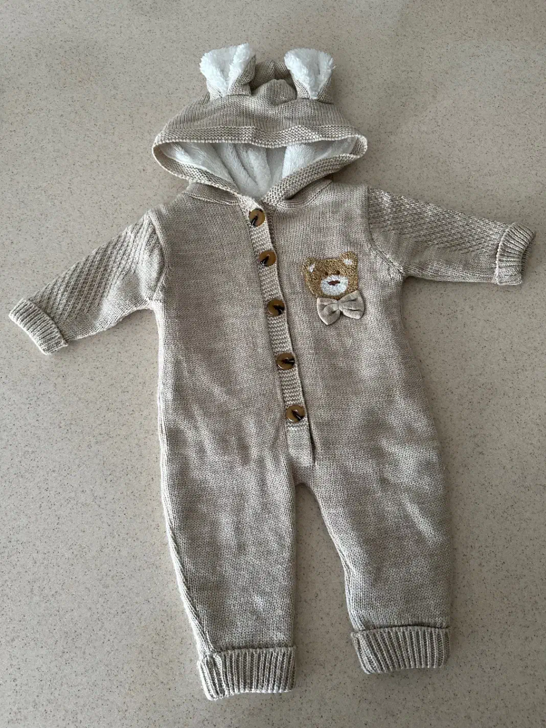 سرهمی بافت خرگوشی|کفش و لباس بچه|بابل, |دیوار