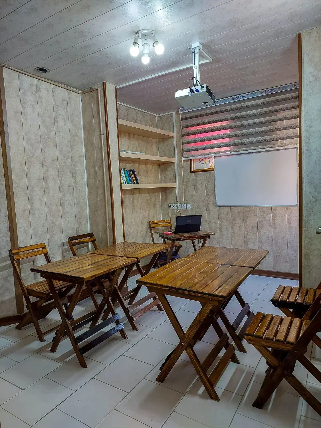 کافه دورهمی زبان انگلیسی و عربی|خدمات آموزشی|اصفهان, خلجا|دیوار