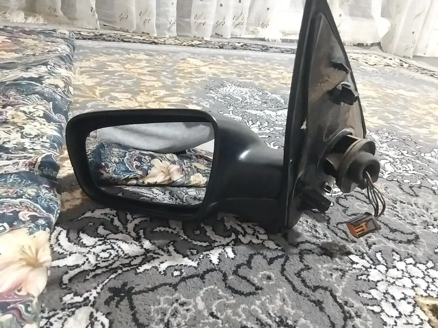 آینه رانا|قطعات یدکی و لوازم جانبی|قم, قلعه کامکار|دیوار