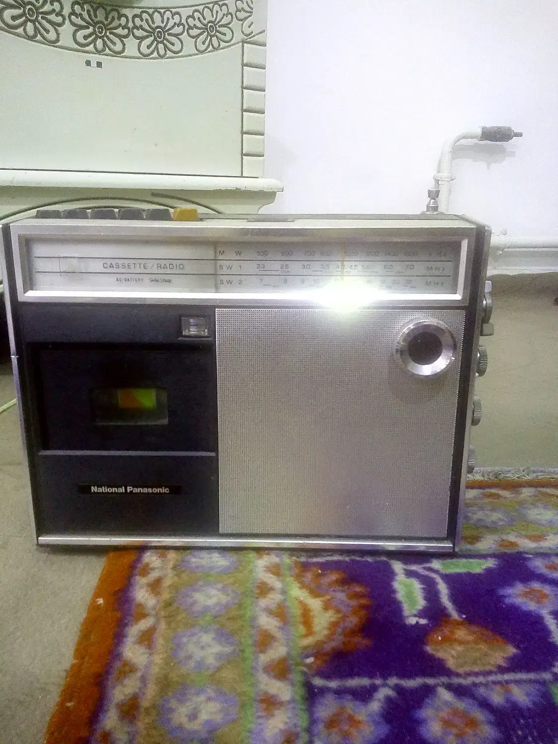 رادیوهای قدیمی فروخته میشود|کلکسیون اشیاء عتیقه|میاندوآب, |دیوار