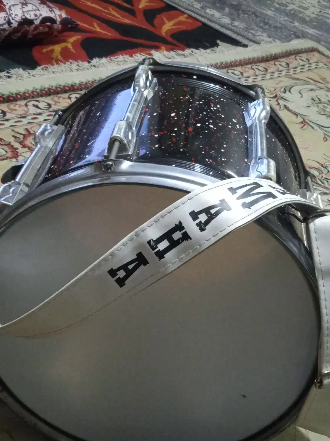 تبل ریز|درام و پرکاشن|شاهرود, |دیوار