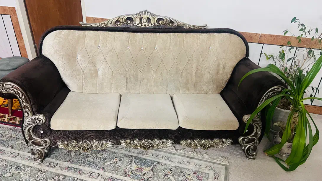 مبلمان شیک و سالم|مبلمان خانگی و میز عسلی|کازرون, |دیوار