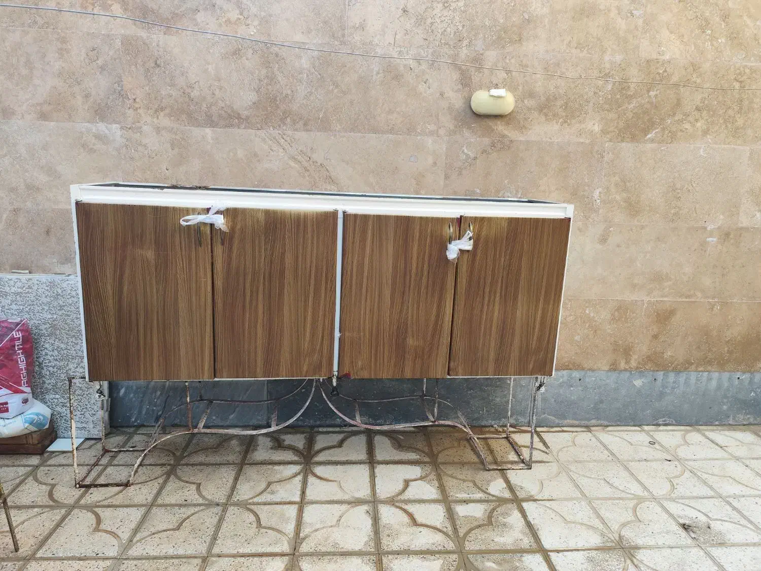 فروش کابینت وسینک کارکرده وهود به همراه سنگ کابینت|آب‌چکان و نظم‌دهنده ظروف|شیراز, شهرک فرزانگان|دیوار
