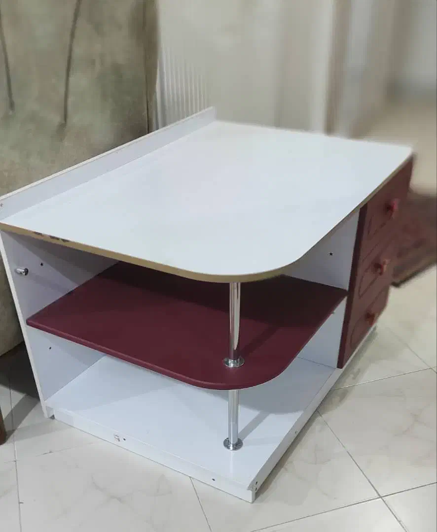 میز ۳ کشو باکس دار اتاق کودک|اسباب و اثاث بچه|شاهین دژ, |دیوار