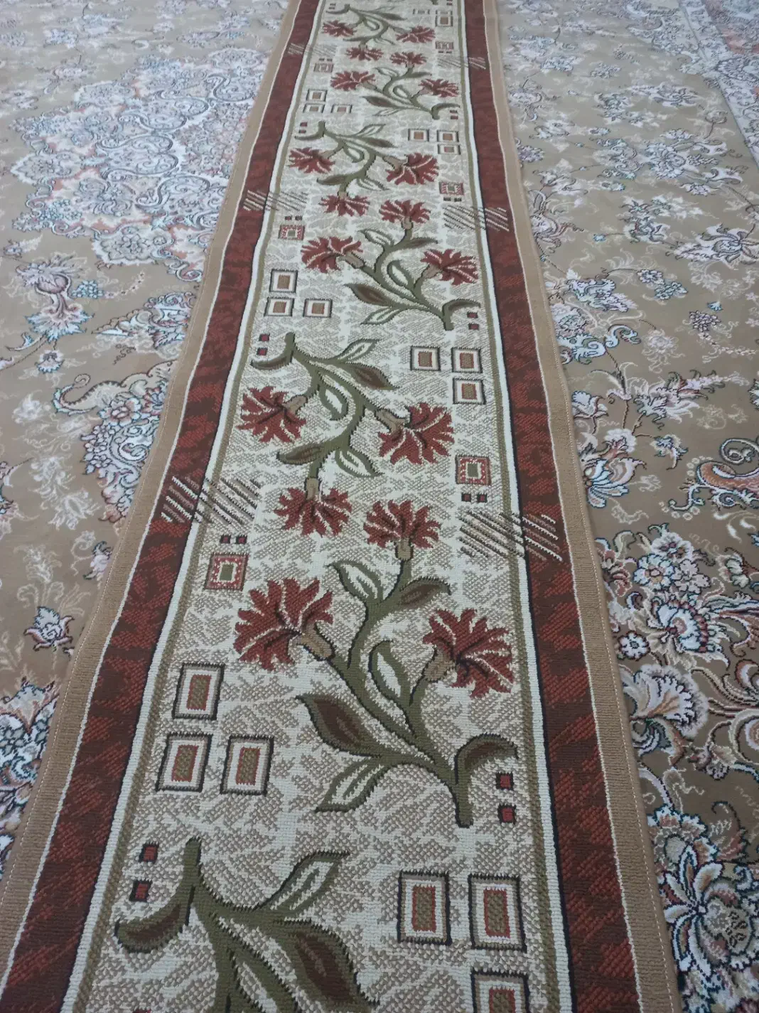 کناره فرش نو نو|فرش|کرمانشاه, |دیوار