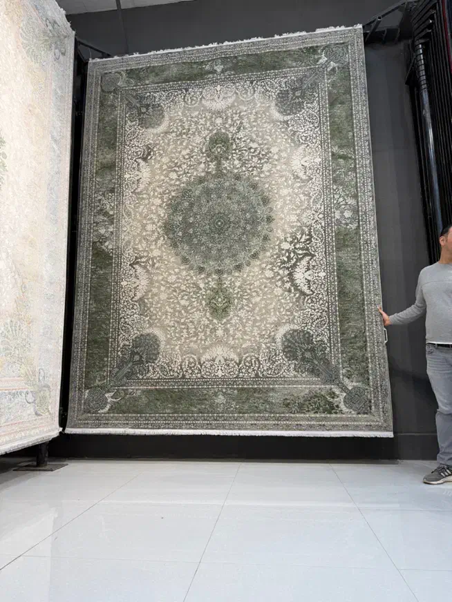 فرش خاطره ماه تابان ۱۲۰۰شانه ۱۲متری لاکی|فرش|شیراز, زیباشهر|دیوار