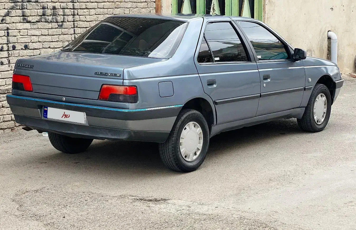 ماشین پژو۴۰۵|خودرو سواری و وانت|پارسآباد, |دیوار